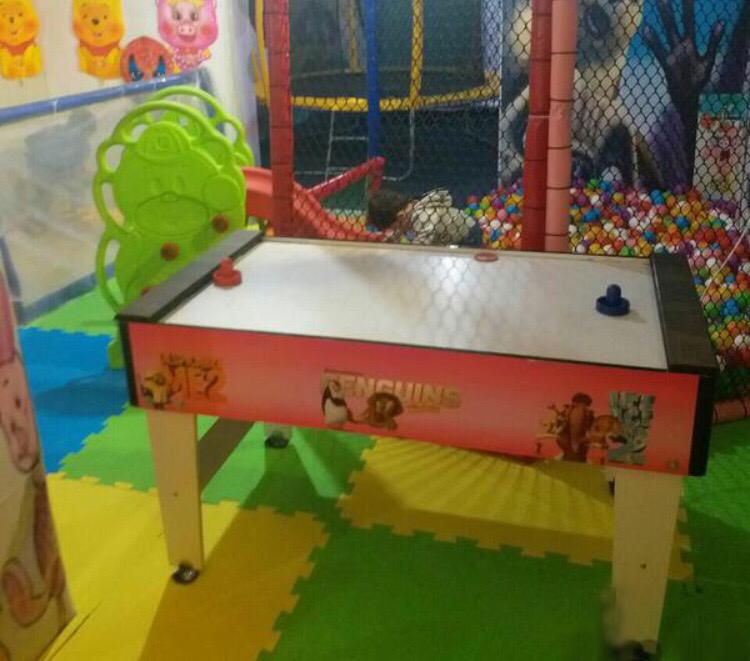 WhatsApp-Image-2019-10-21-at-15.50.381.jpeg ایرهاکی کودک طرح عصر یخبندان - تصویر 1